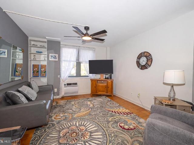 Condo for sale in Fairmount, Philadelphia
