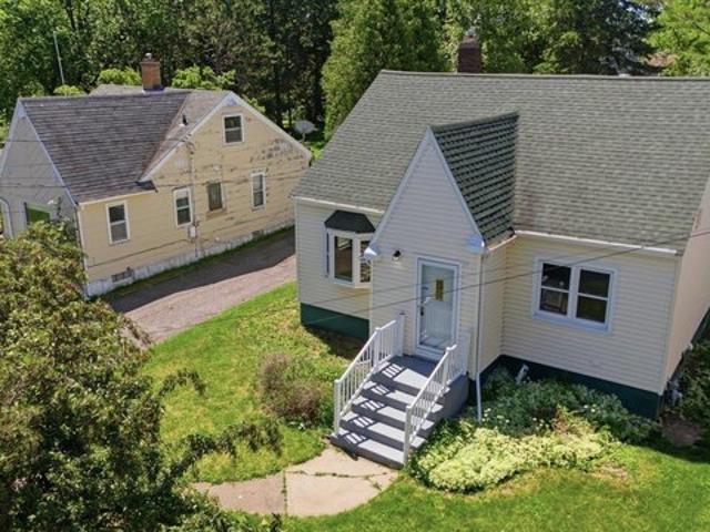 House for sale in Lincoln Park, Duluth
