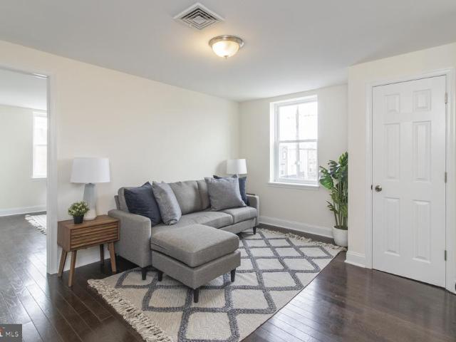 House for sale in South Philadelphia, Philadelphia