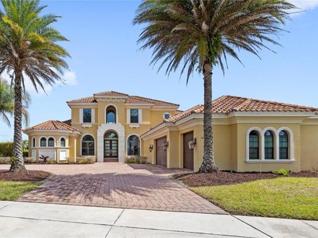 House for sale in Sorrento, Lake County