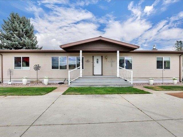 House for sale in Chattaroy, Washington