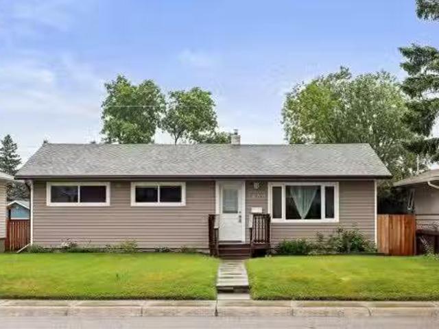 House for sale in Northwest, Alberta