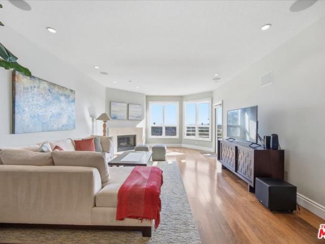 Condo for sale in Signal Hill, California