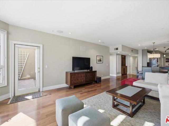 Condo for sale in Signal Hill, California