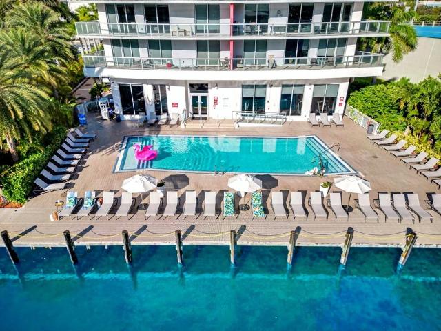 Apartment for rent in Hallandale Beach, Broward County