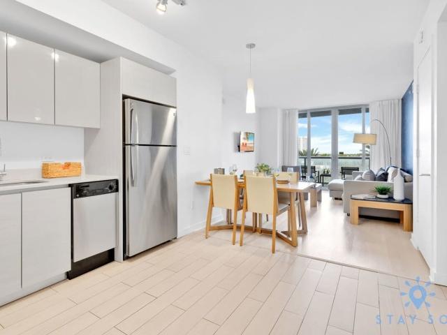 Apartment for rent in Hallandale Beach, Broward County