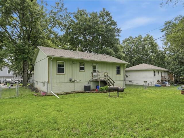 House for sale in Harrisonville, Missouri
