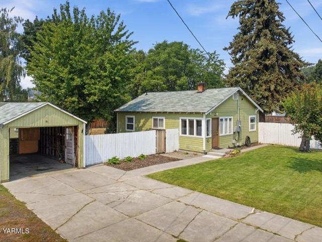 House for sale in Yakima, Washington