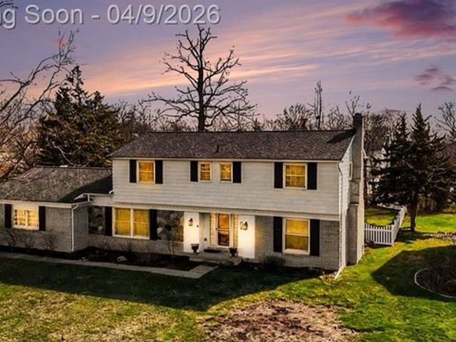 House for sale in Grosse Ile, Michigan