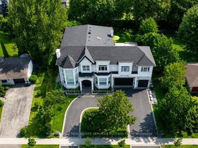 House for sale in Mississauga, Ontario
