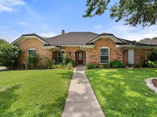 House for sale in Arlington, Texas