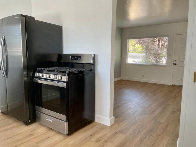 Apartment for rent in Redondo Beach, California