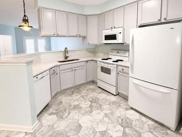 Condo for sale in Gambrills, Maryland