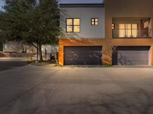 Condo for sale in Fort Worth Condo for sale in Fort Worth