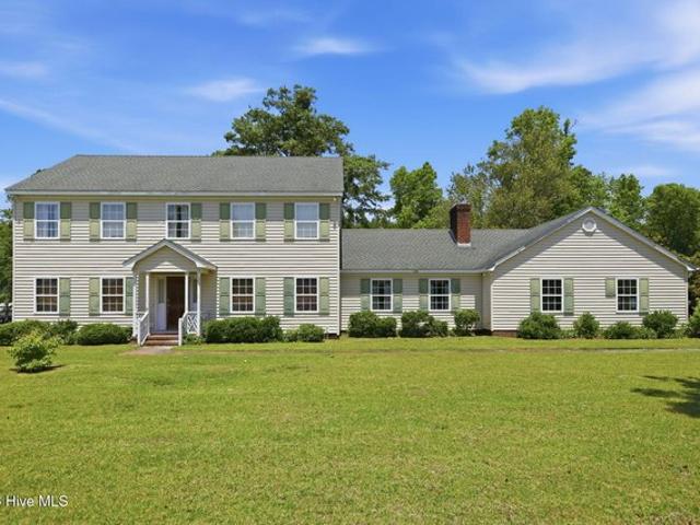 House for sale in Morehead City, North Carolina