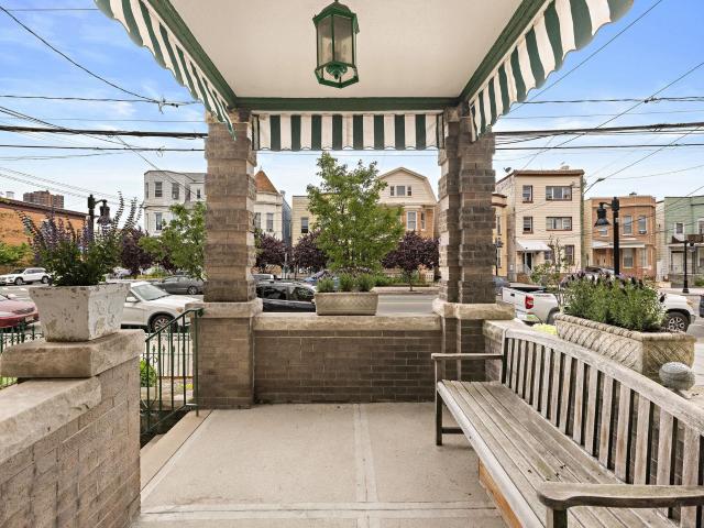 House for sale in Hudson, New Jersey