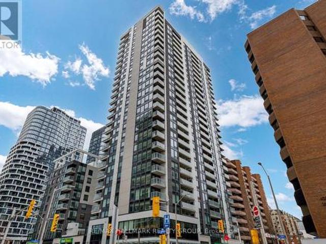 Condo for sale in Somerset, Ottawa