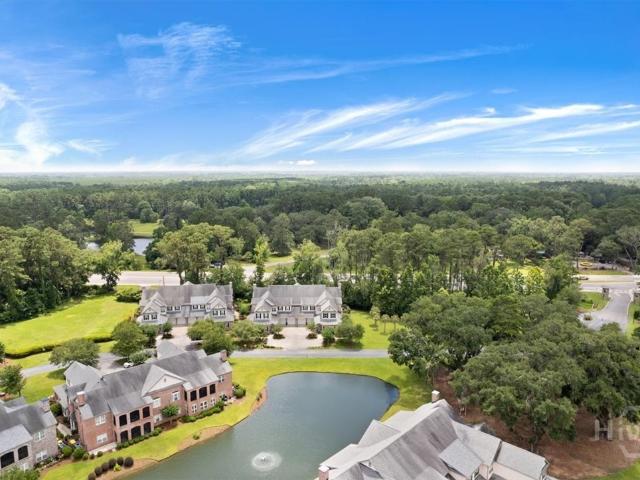 Condo for sale in Richmond Hill