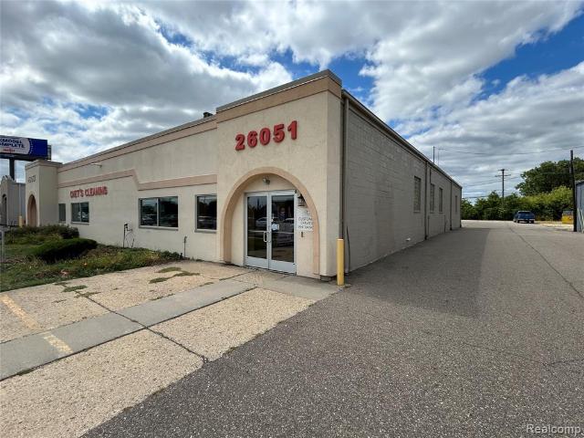 Commercial for sale in Warren, Michigan