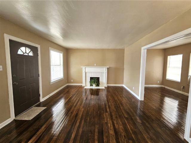 House for sale in Ingleside