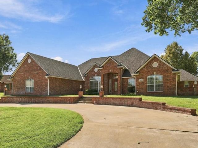 House for sale in Enid, Oklahoma