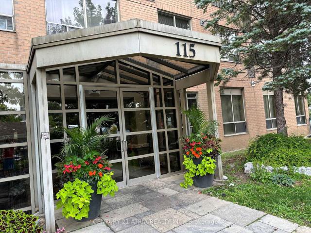 Condo for sale in Scarborough Centre, Toronto