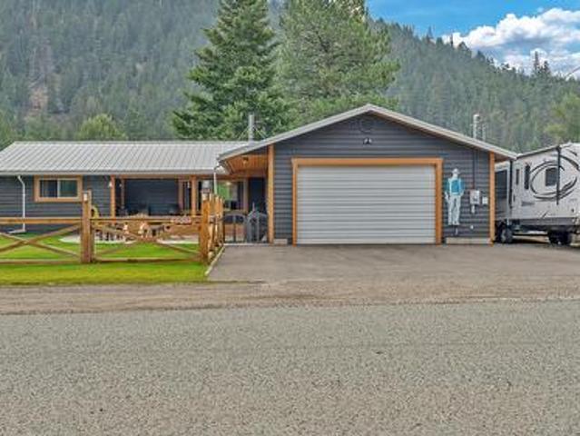 House for sale in Tulameen, British Columbia