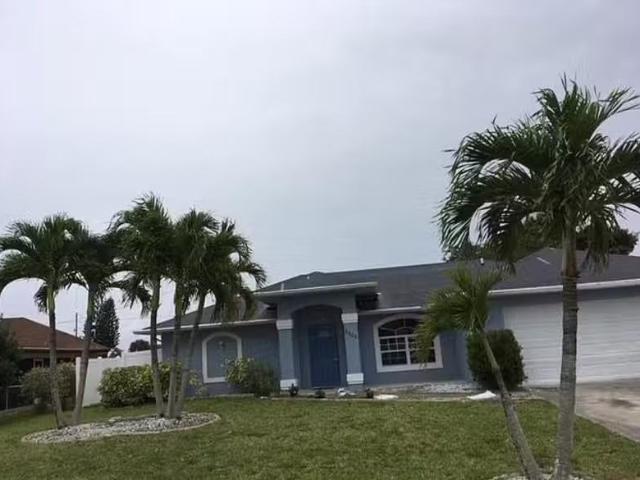 Condo for rent in Cape Coral