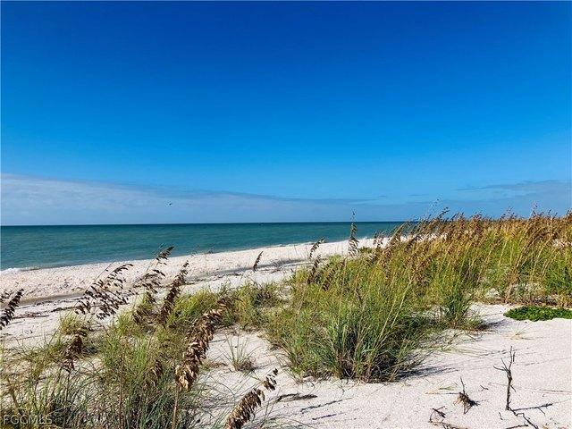 Land for sale in Sanibel, Florida