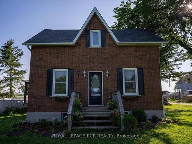 House for sale in Springwater