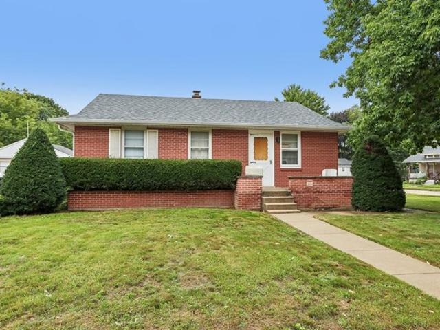 House for sale in Racine, Wisconsin