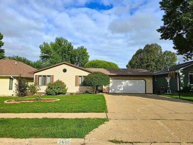 House for sale in Yankton, Yankton County