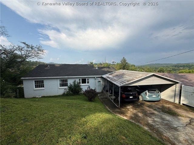 House for sale in Charleston, West Virginia