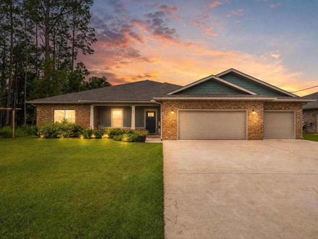 House for sale in Navarre, Florida