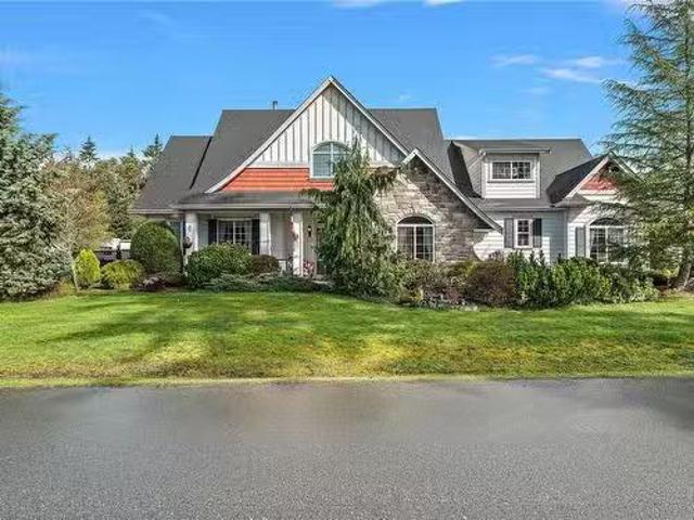 House for sale in Shawnigan Lake, British Columbia