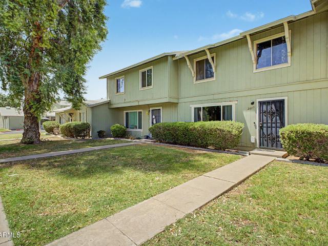 Townhouse for sale in Laveen, Arizona