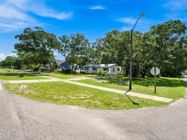 House for sale in Oak Island, North Carolina