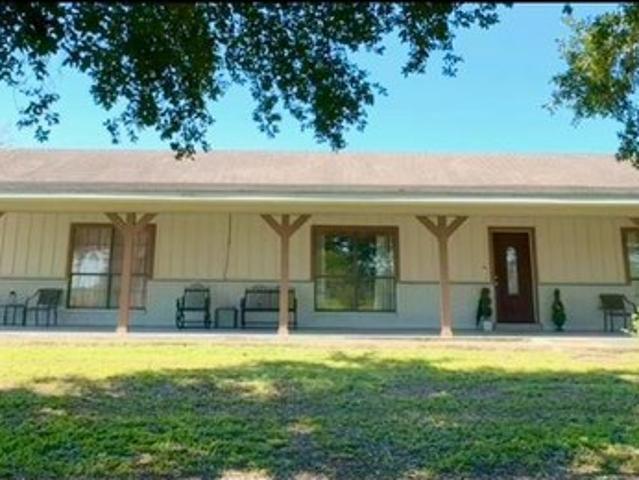 House for sale in Cameron, Texas