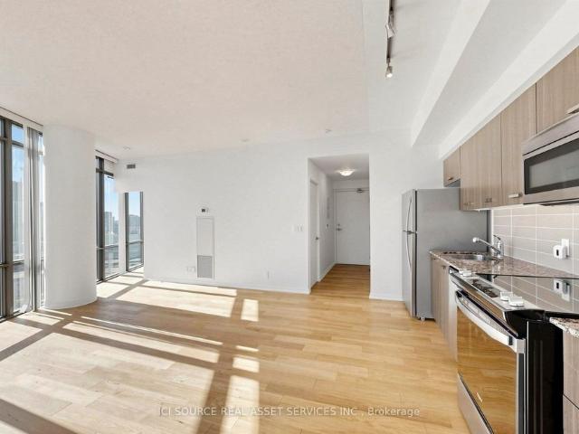 House for rent in Toronto Centre, Toronto