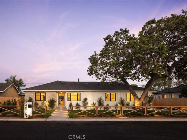 House for sale in Costa Mesa, California