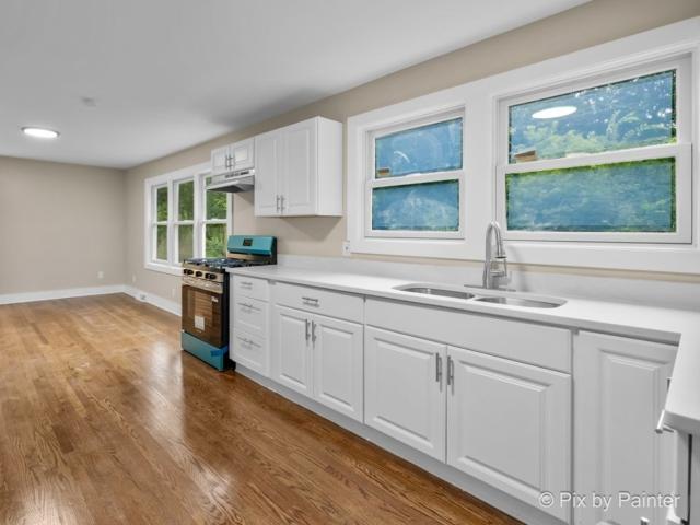 House for sale in Mchenry, Illinois