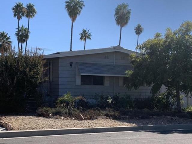 House for sale in Homeland, California