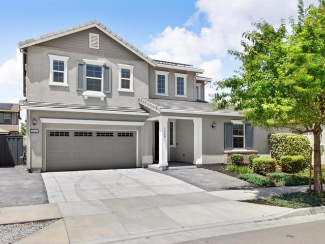 House for sale in Tracy, California