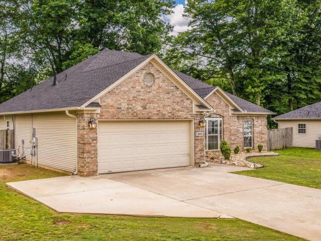 House for sale in Ark