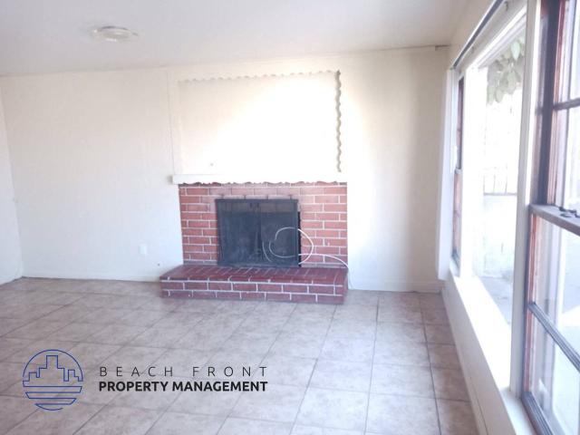 Apartment for rent in Redondo Beach, California