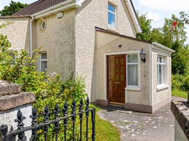 Detached House for sale in Portlaoise, North Tipperary
