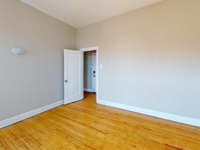 Apartment for rent in Mulhurst Bay, Ontario