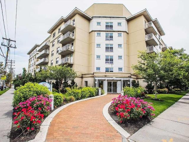 Condo for sale in Ocean Breeze, New York