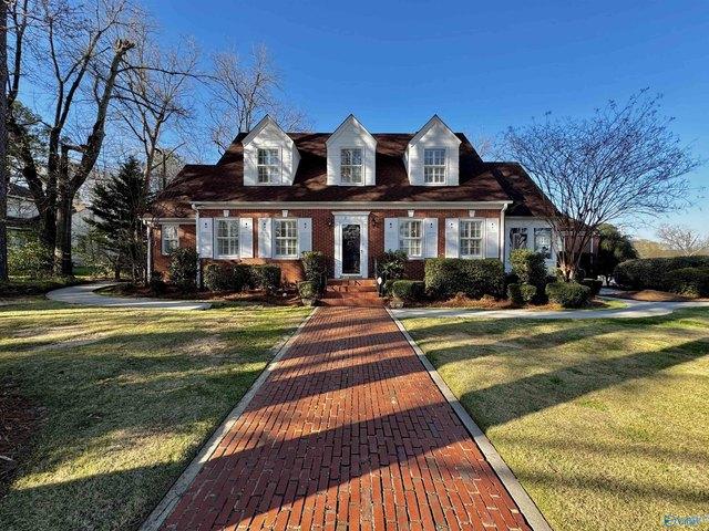 House for sale in Hamilton, Alabama
