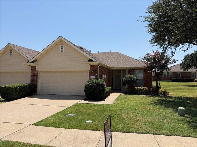 Townhouse for sale in Denton, Texas